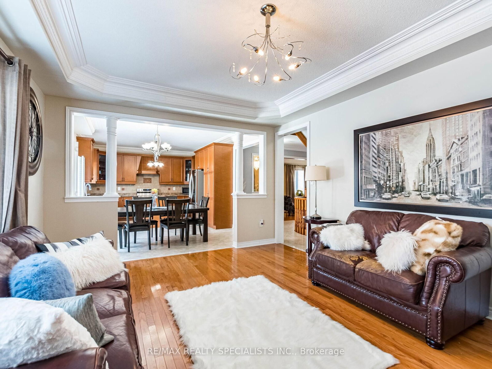 Detached House for sale at 9 Pepperbush Road, Brampton, Ontario, L6P 2L5 - Bram East - MLS: W12888072