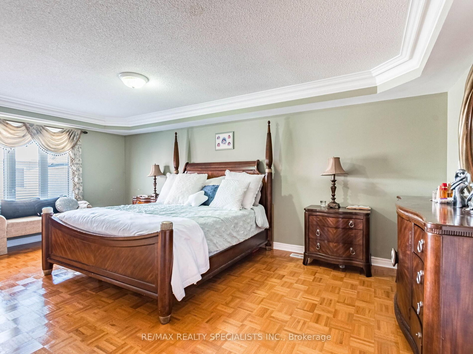 Detached House for sale at 9 Pepperbush Road, Brampton, Ontario, L6P 2L5 - Bram East - MLS: W12888072