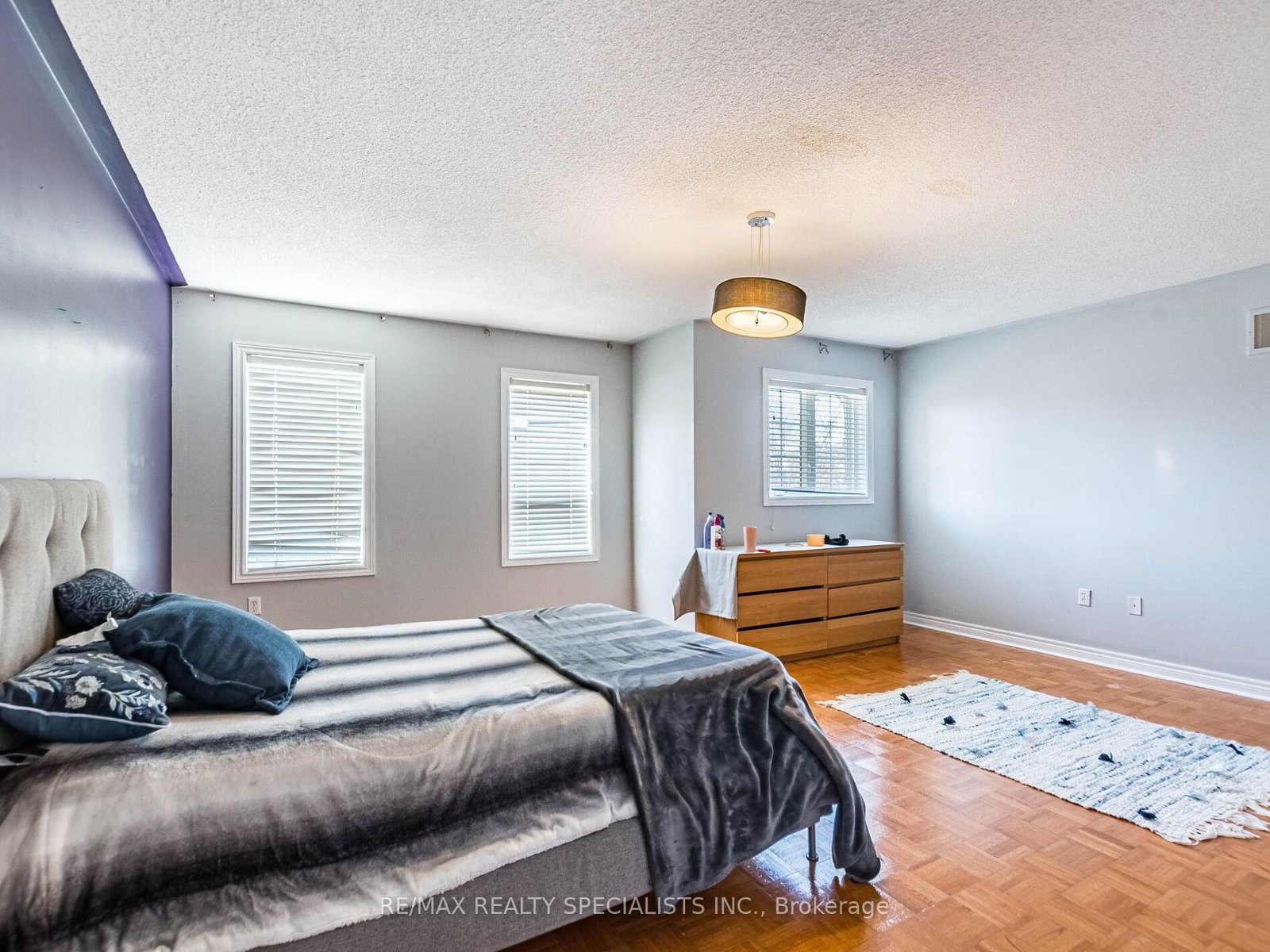 Detached House for sale at 9 Pepperbush Road, Brampton, Ontario, L6P 2L5 - Bram East - MLS: W12888072