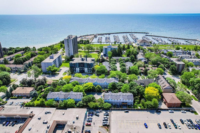 2307 - 2309 Lakeshore Rd W photo 4