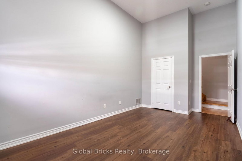 10 Dillon Brampton,ON L6X 3B6 — Photo 22