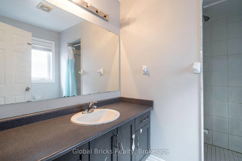 10 Dillon Brampton,ON L6X 3B6 — Photo 31