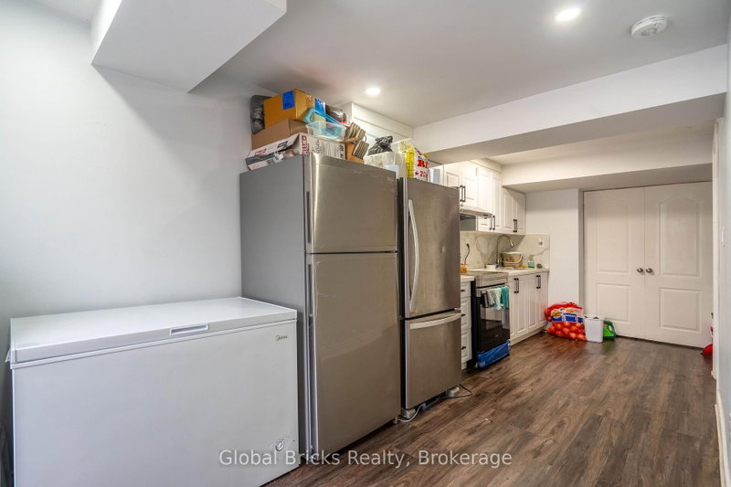 10 Dillon Brampton,ON L6X 3B6 — Photo 34