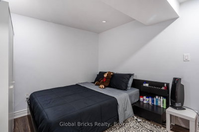 10 Dillon Brampton,ON L6X 3B6 — Photo 36
