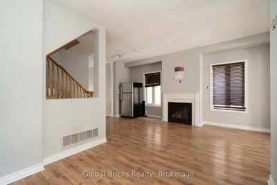 10 Dillon Drive • Brampton, ON photo 9