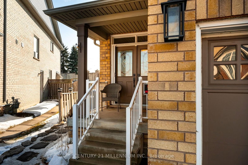 42 Rubysilver Dr, Brampton, L6P 1P9 | Image 3