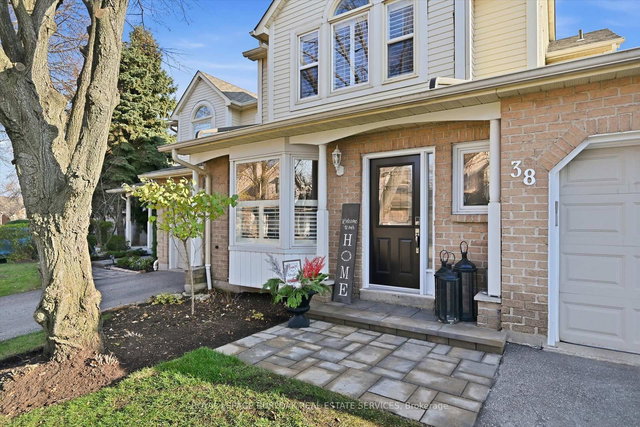 38 - 5255 Lakeshore Road