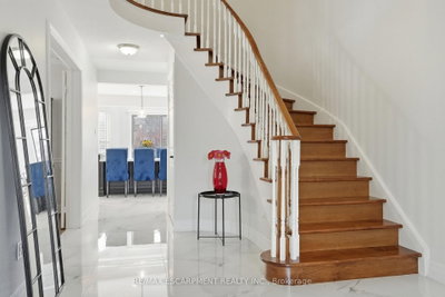 3192 Colebrook Court • Mississauga, ON photo 8