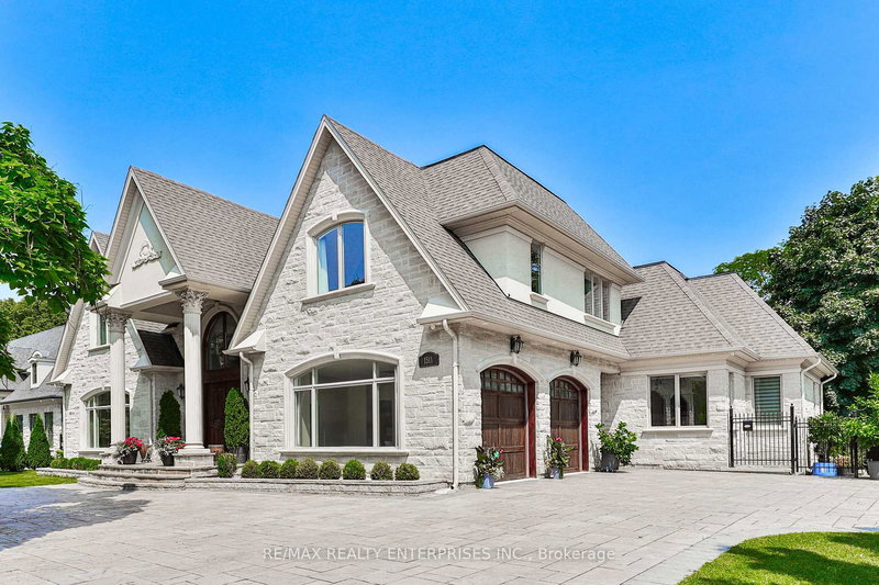 1511 Broadmoor Ave, Mississauga — 2