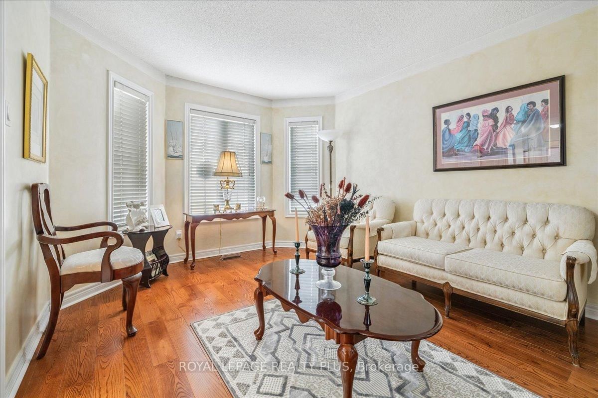 Detached House for sale at 3561 Old Orchard Park Drive, Mississauga, Ontario, L5B 4E3 - Fairview - MLS: W12888716