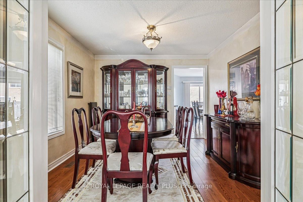 Detached House for sale at 3561 Old Orchard Park Drive, Mississauga, Ontario, L5B 4E3 - Fairview - MLS: W12888716