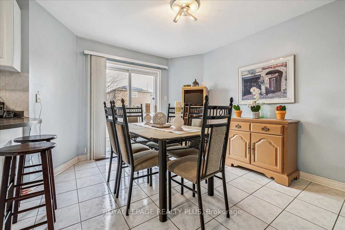 Detached House for sale at 3561 Old Orchard Park Drive, Mississauga, Ontario, L5B 4E3 - Fairview - MLS: W12888716