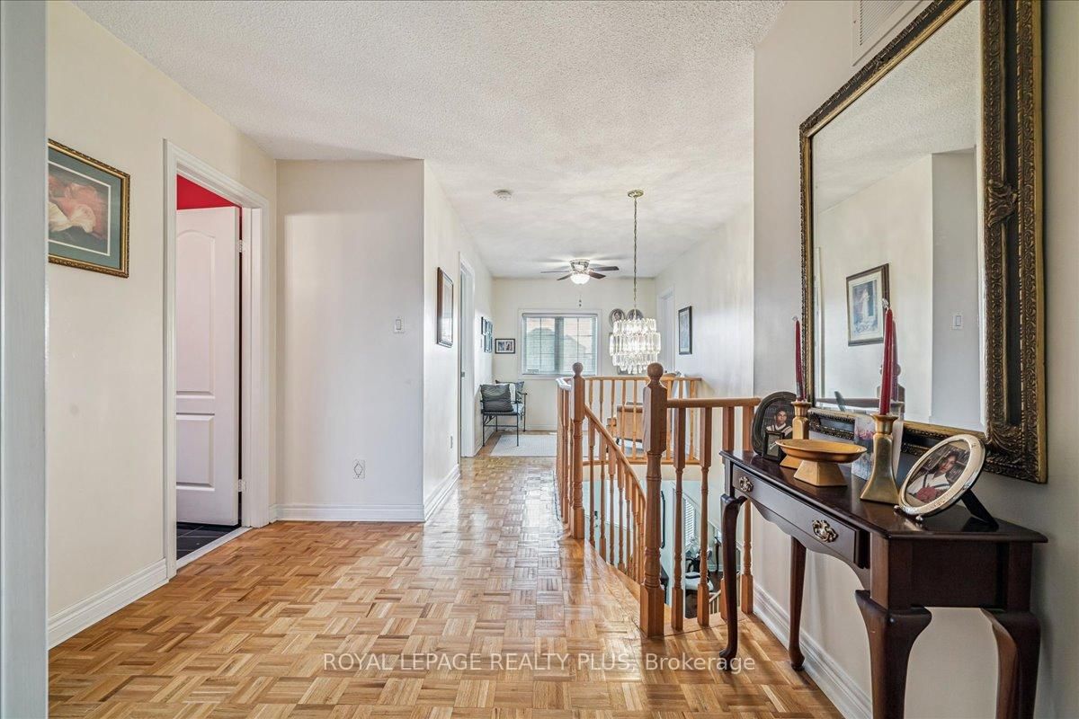 Detached House for sale at 3561 Old Orchard Park Drive, Mississauga, Ontario, L5B 4E3 - Fairview - MLS: W12888716