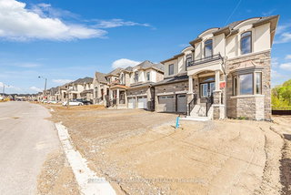 45 Raspberry Ridge Avenue