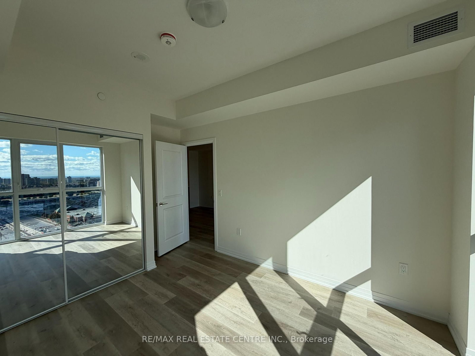 15 Watergarden Drive, Unit 1703 - Photo 6