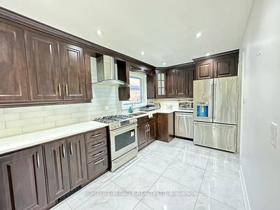 27 Rhinestone Dr | Toronto | Image