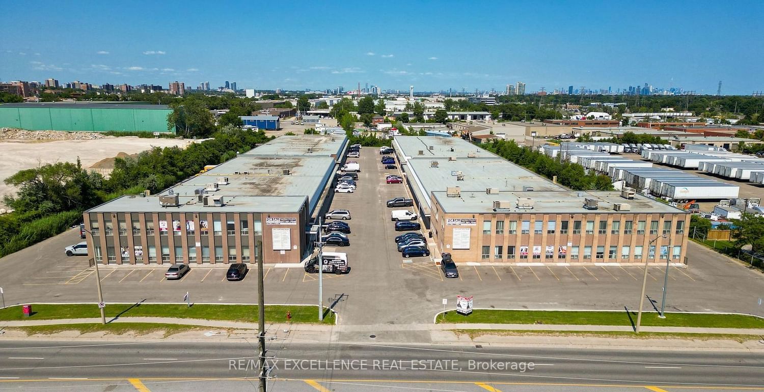 2465 Cawthra Road, Unit 206A