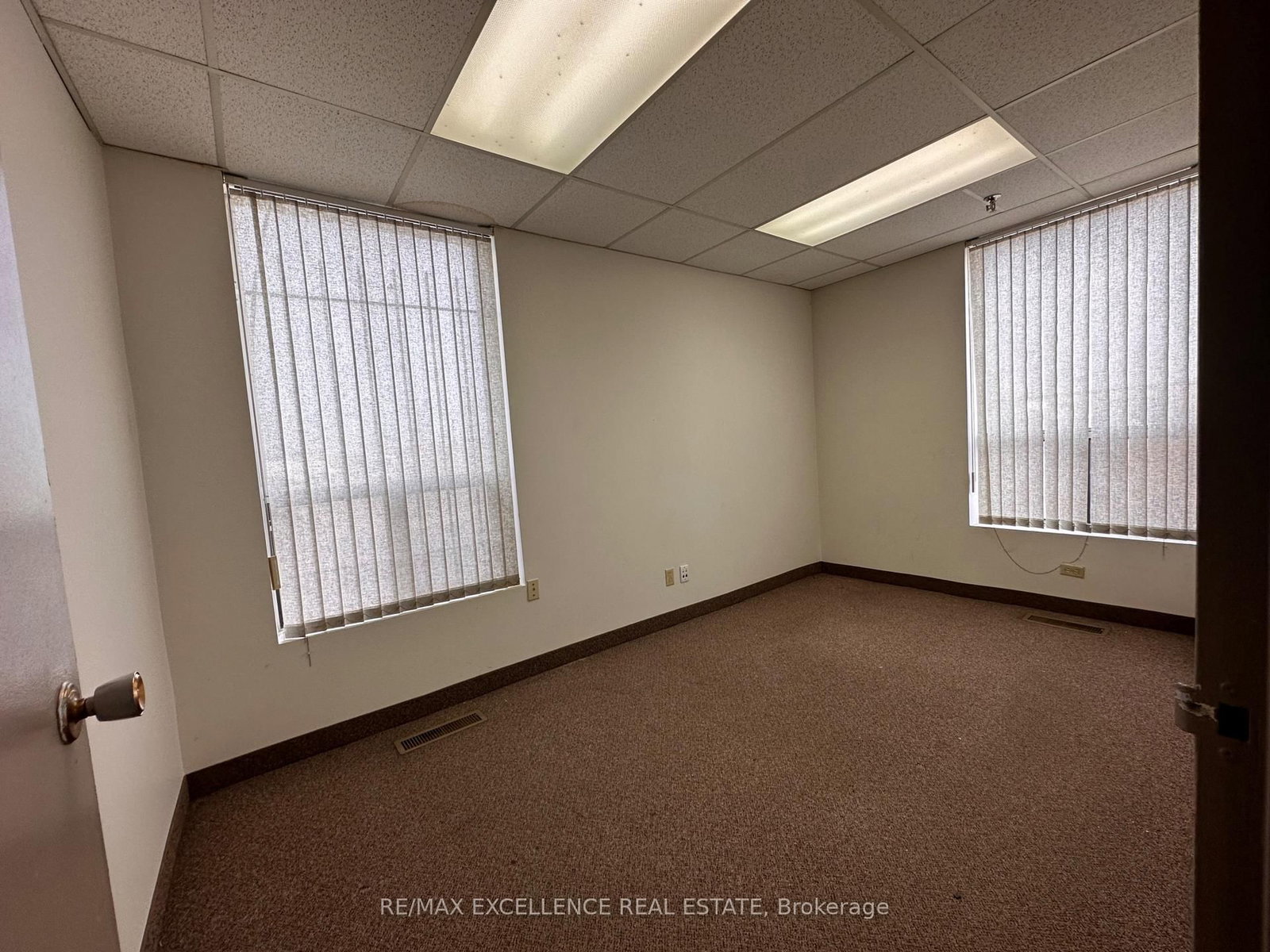 2455 Cawthra Road, Unit 56 - Photo 4