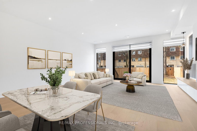 84 Twenty Ninth St, Toronto, M8W 3B1 | Image 3