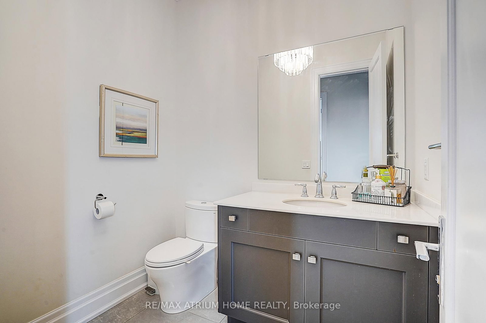 Detached House for sale at 246 Nyla Court, Oakville, Ontario, L6L 0G8 - Bronte - MLS: W12889180