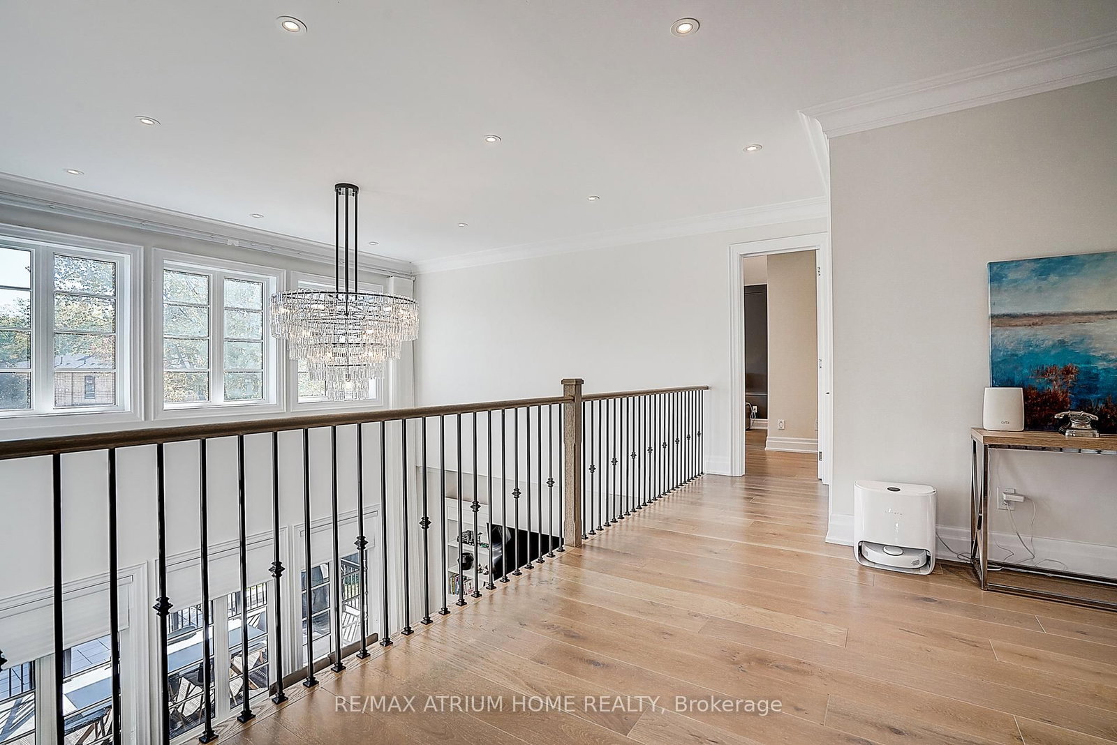 Detached House for sale at 246 Nyla Court, Oakville, Ontario, L6L 0G8 - Bronte - MLS: W12889180