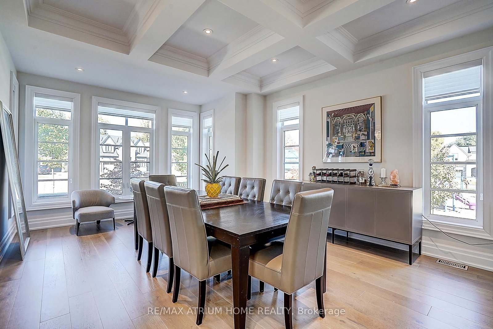 Detached House for sale at 246 Nyla Court, Oakville, Ontario, L6L 0G8 - Bronte - MLS: W12889180