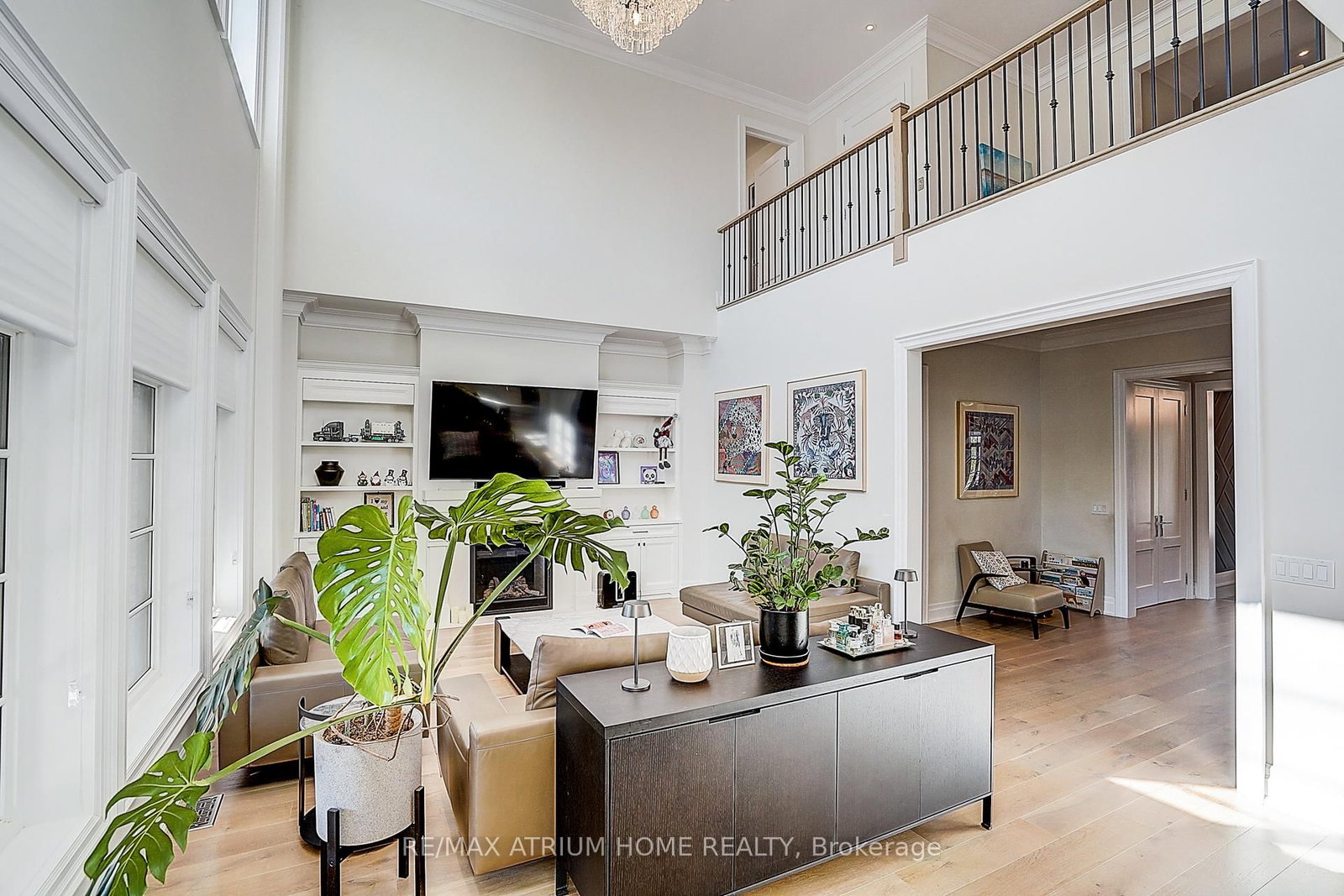 Detached House for sale at 246 Nyla Court, Oakville, Ontario, L6L 0G8 - Bronte - MLS: W12889180