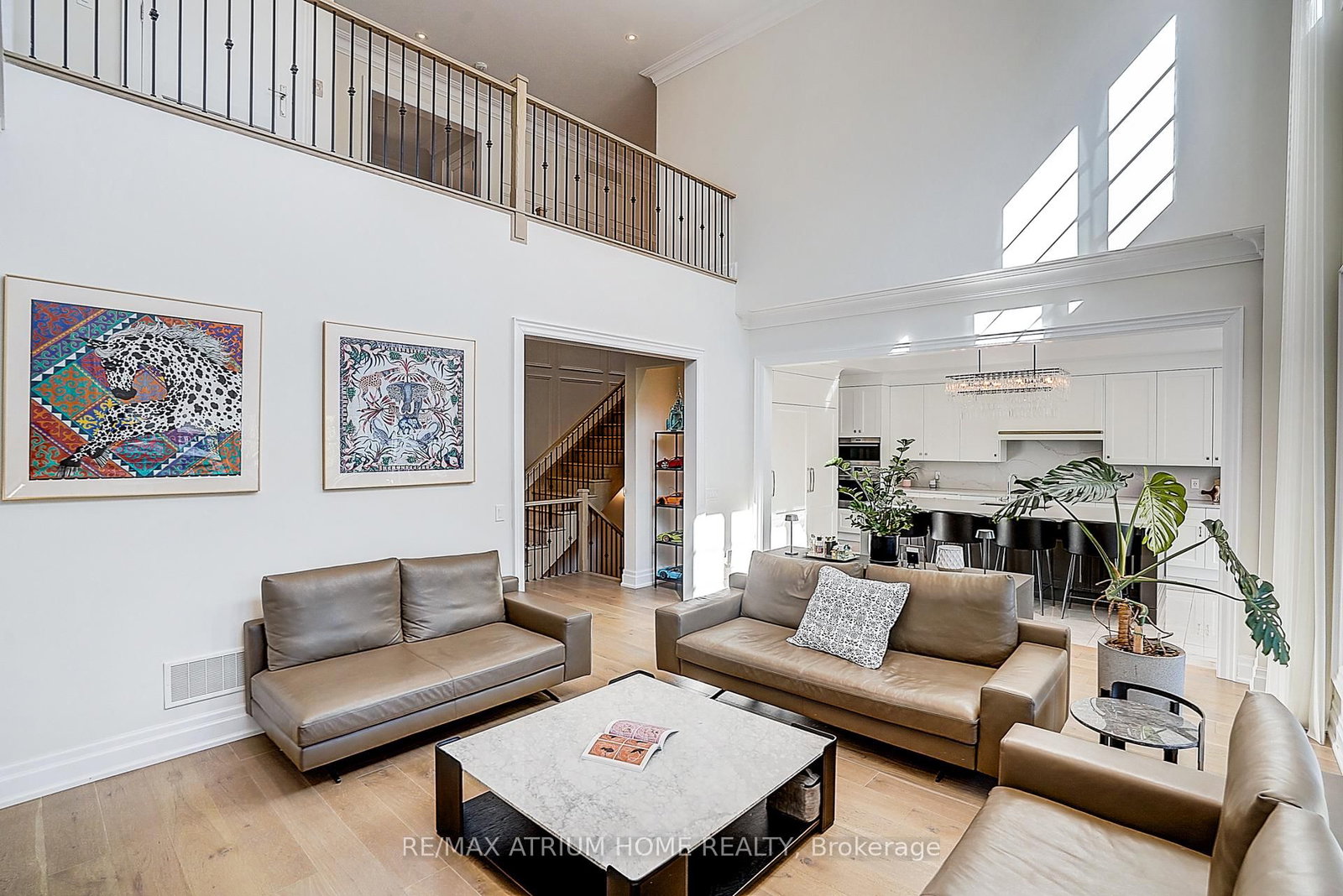 Detached House for sale at 246 Nyla Court, Oakville, Ontario, L6L 0G8 - Bronte - MLS: W12889180