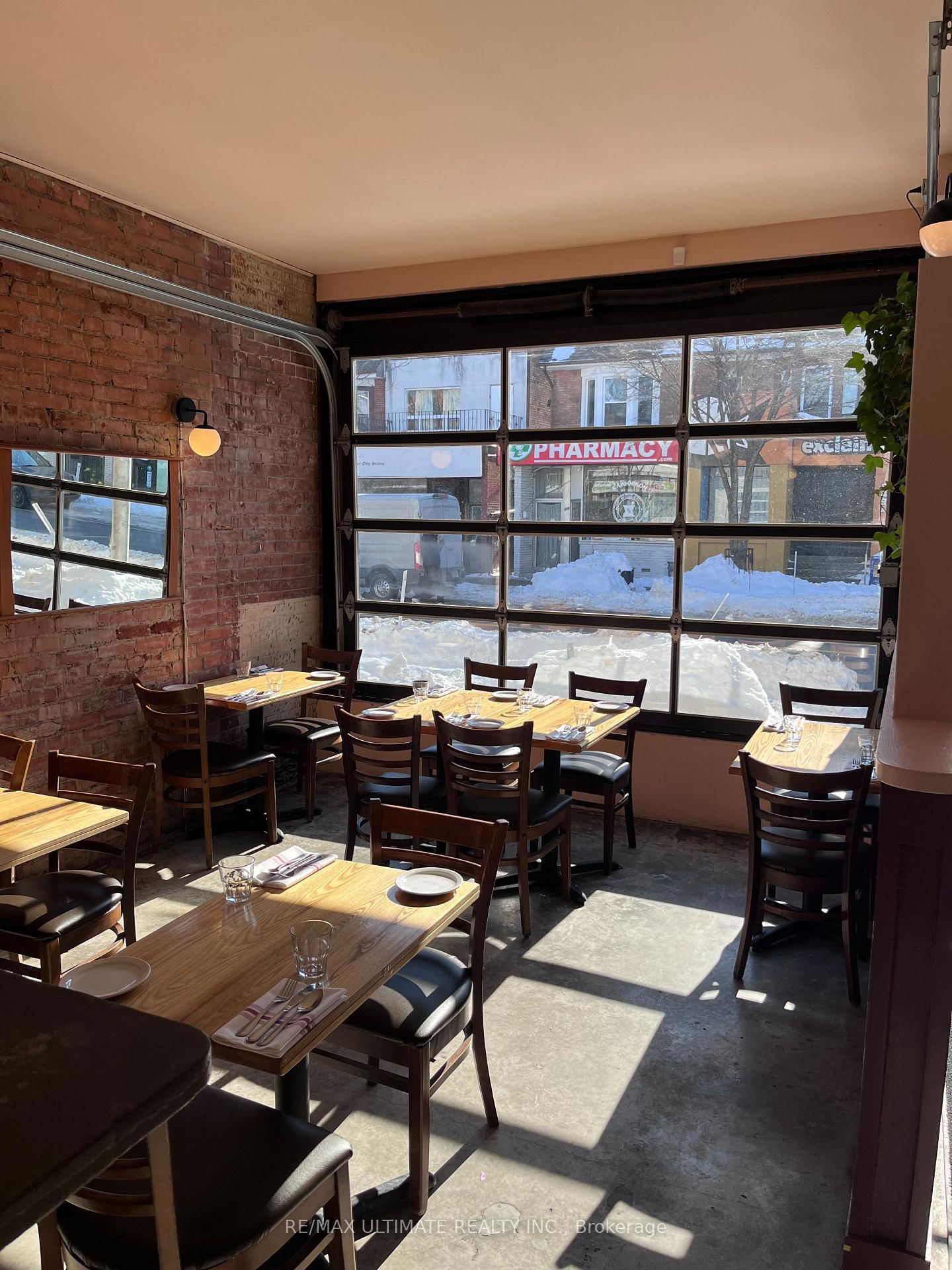 314 Kerr Street - Photo 4