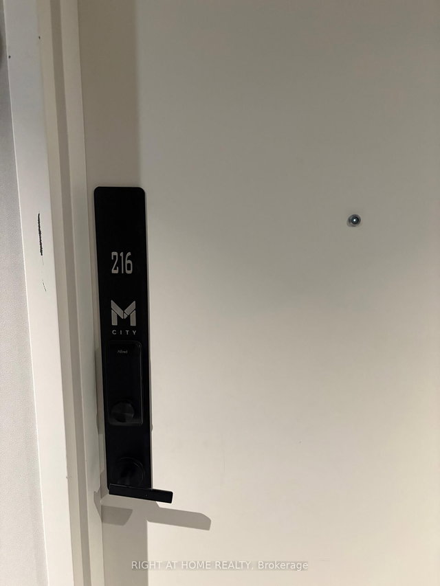 216 - 3883 Quartz Road