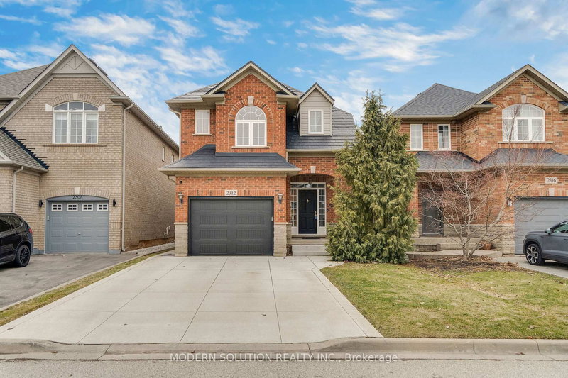 2312 Foxfield Rd, Oakville, L6M 4C9 | Image 2