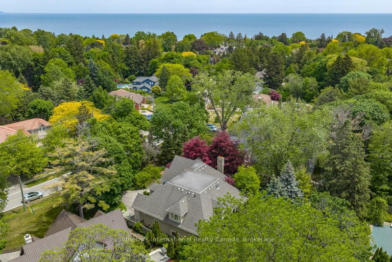 552 Bobolink Road