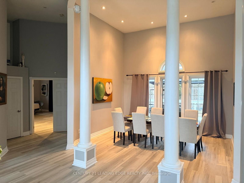 5165 PINERIDGE Dr, Milton, L7J 2L7 | Image 3