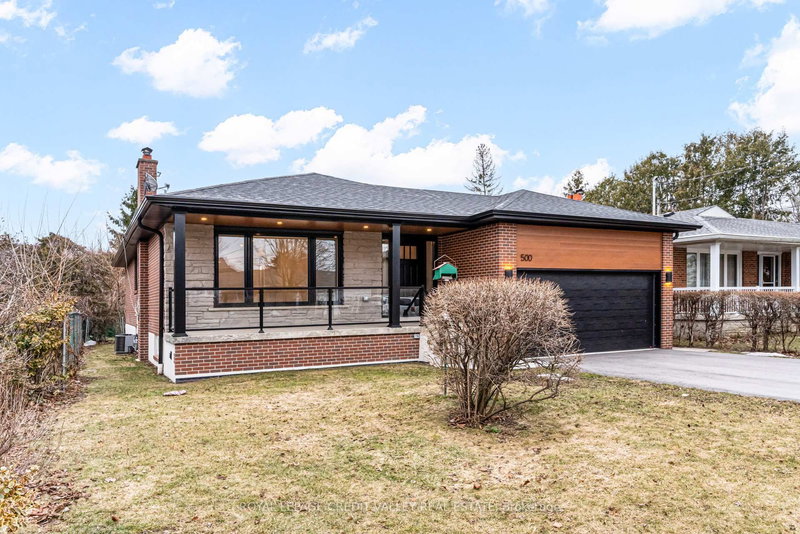 500 Selsey Dr, Mississauga, L5A 1B9 | Image 2