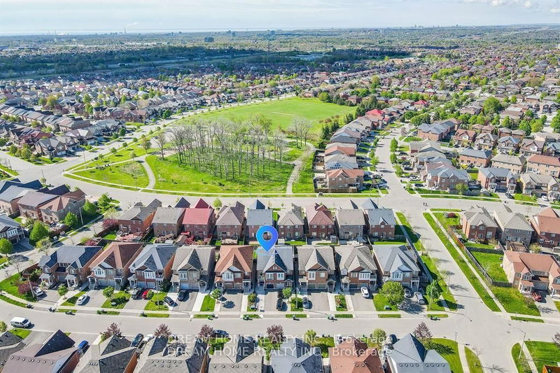 #UPPER - 4730 Alana Glen Dr, Mississauga, L5V 0C3 | Image 2