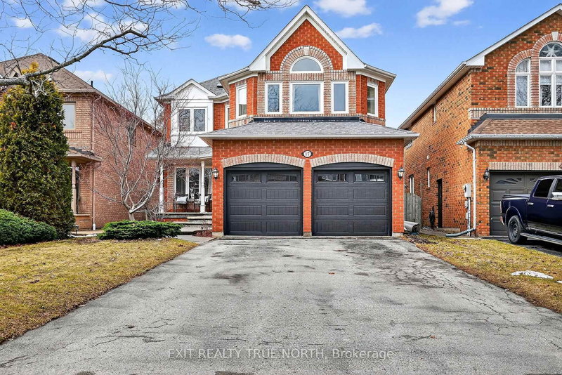 17 Chester Cres, Halton Hills, L7G 5W5 | Image 2