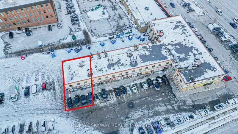 01 - 1125 Dundas St E, Mississauga, L4Y 2C4 | Image 2