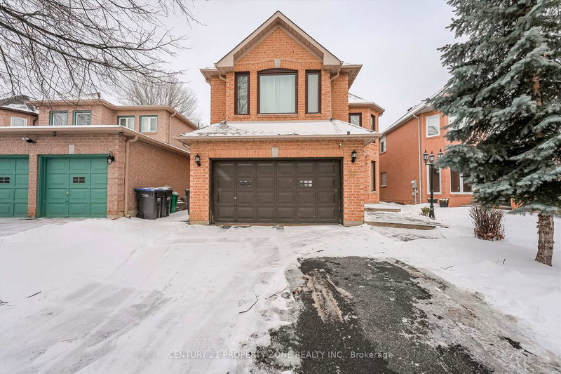 59 Richwood Cres, Brampton, L6X 4K7 | Image 2