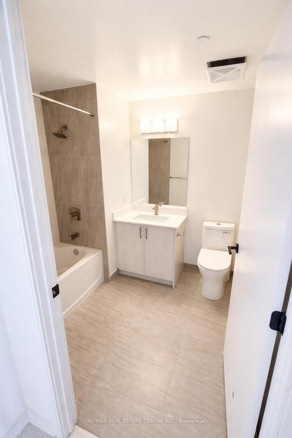 Condo for lease at 1806-8020 Derry Road, Milton, Ontario, L9T 9N7 - Coates - MLS: W12893196