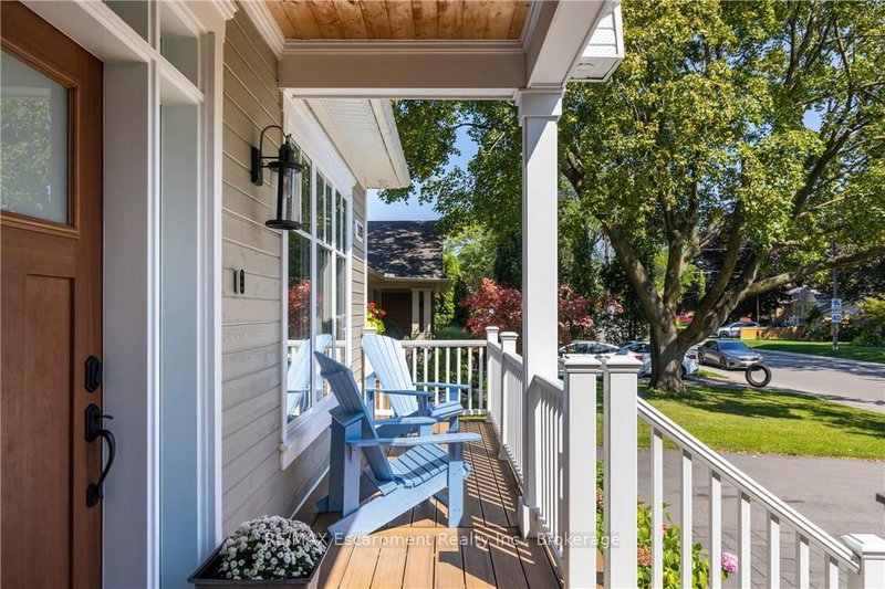 2195 Courtland Dr, Burlington, L7R 1S2 | Image 3