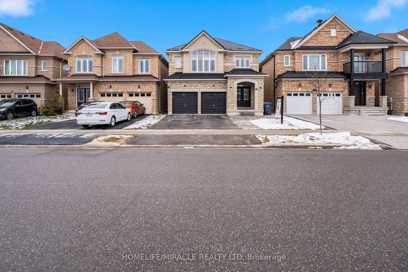71 Skyvalley Dr, Brampton, L6P 3B7 | Image 2