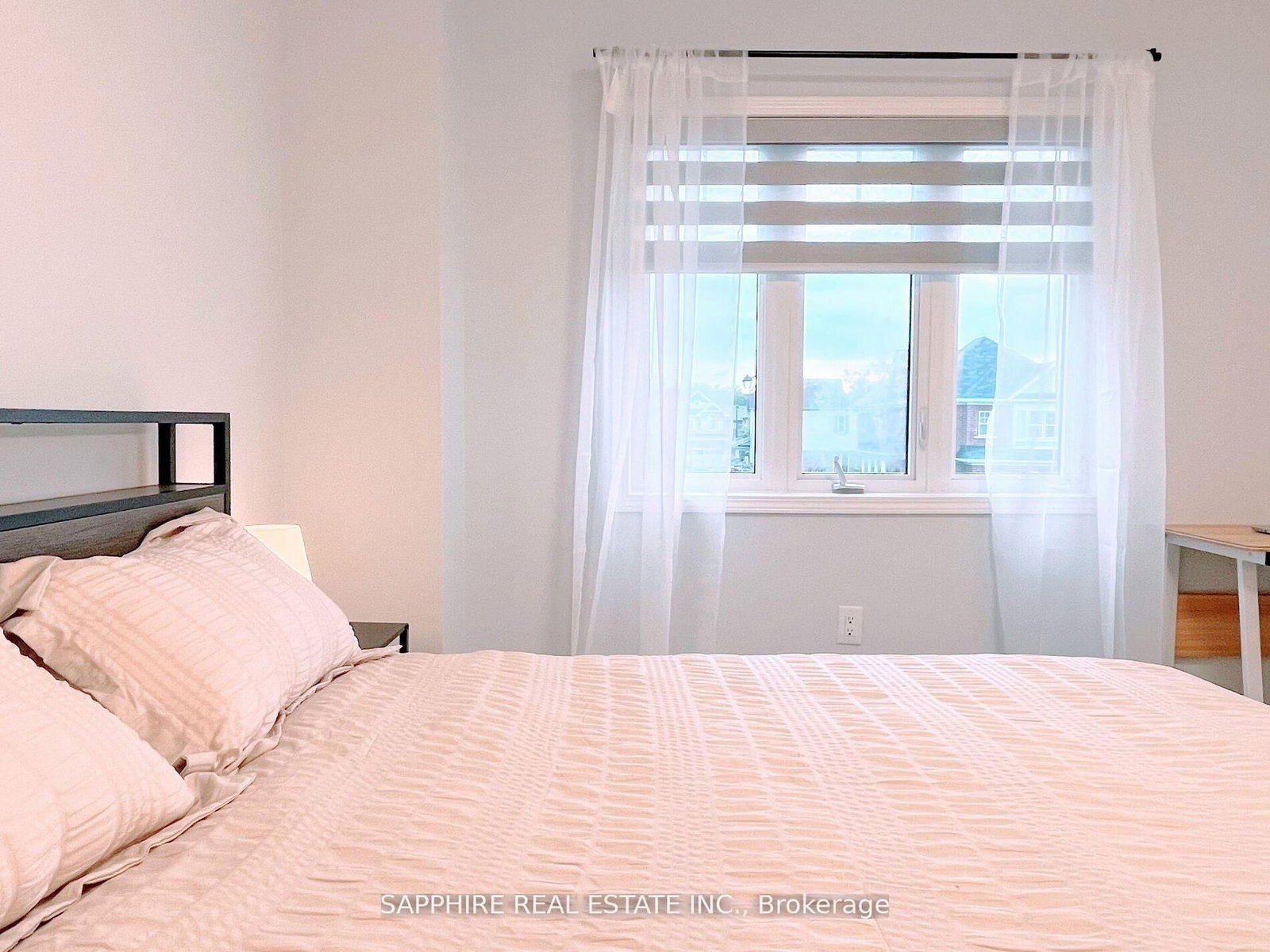 Detached House for lease at 325 Trudeau (Upstairs) Drive, Milton, Ontario, L9T 8Y7 - Clarke - MLS: W12893580