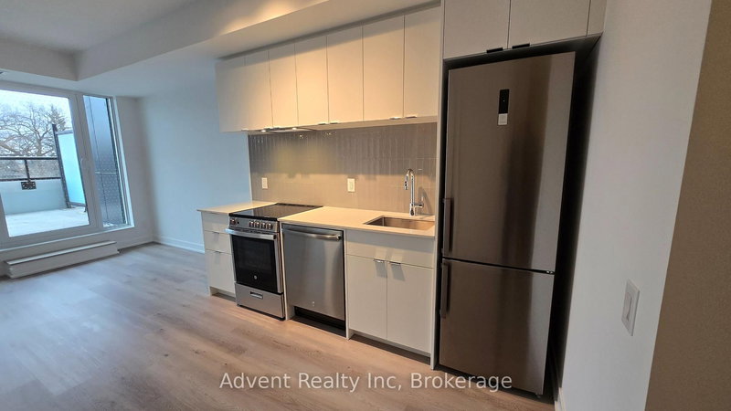 home for lease on 509-1660 Bloor Street W