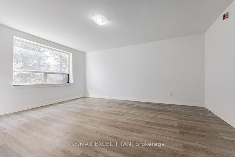 106 - 4 Hill Heights Rd, Toronto, M8Y 1Z1 | Image 2