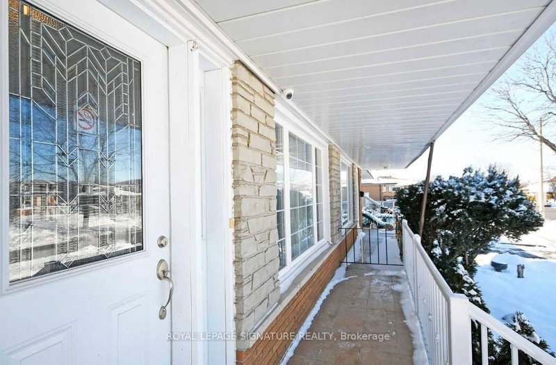 Main - 3424 Clara Dr, Mississauga, L4T 2C7 | Image 2