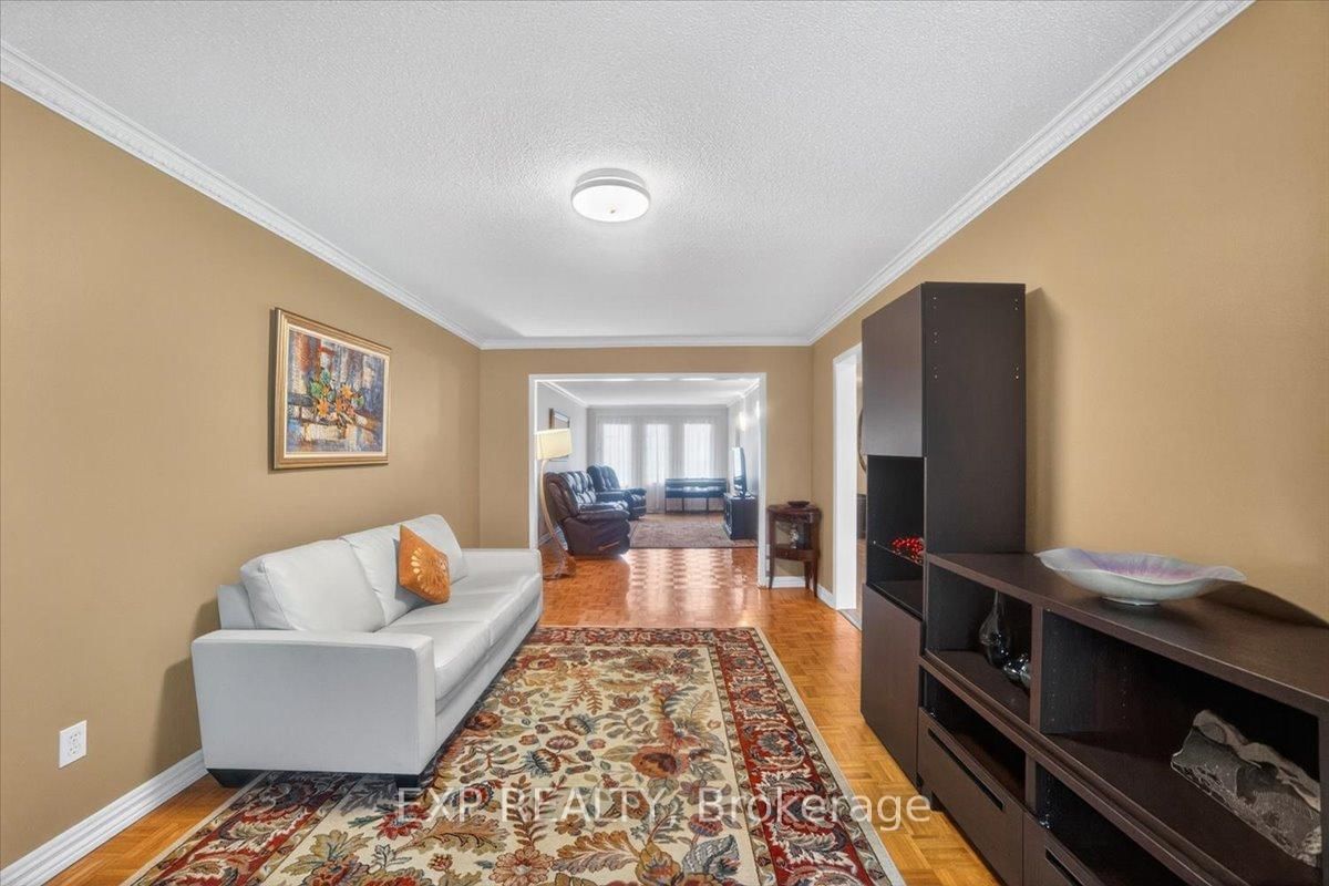 Detached House for sale at 3440 Redmond Road, Mississauga, Ontario, L5B 3S5 - Fairview - MLS: W12894102