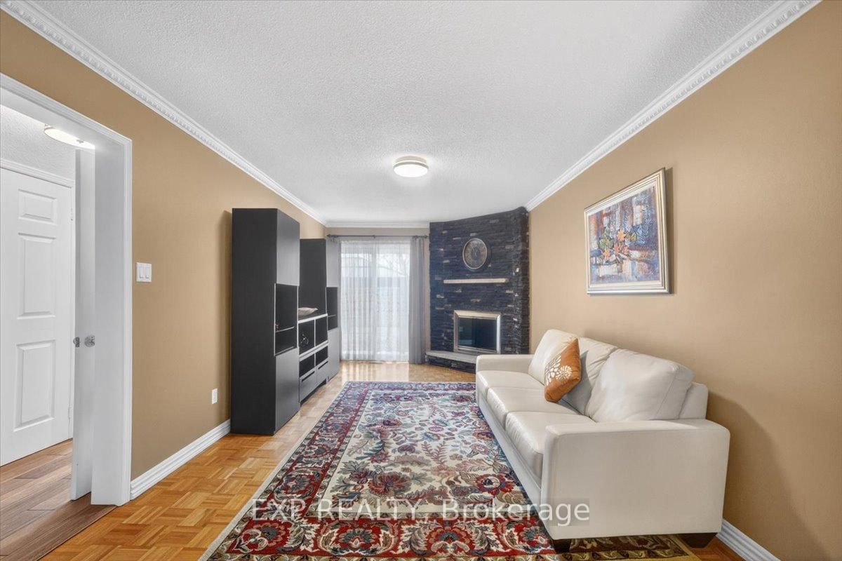 Detached House for sale at 3440 Redmond Road, Mississauga, Ontario, L5B 3S5 - Fairview - MLS: W12894102