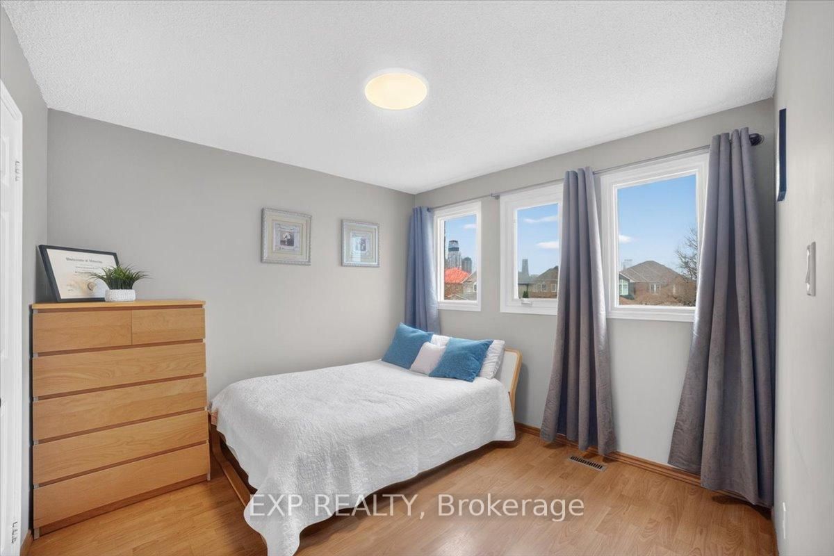 Detached House for sale at 3440 Redmond Road, Mississauga, Ontario, L5B 3S5 - Fairview - MLS: W12894102