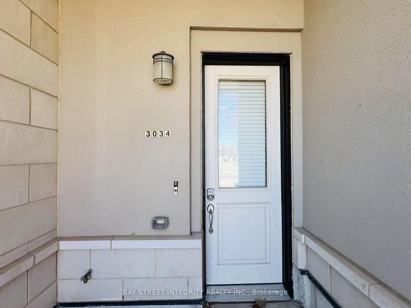 3034 Preserve Dr, Oakville, L6M 0T9 | Image 3