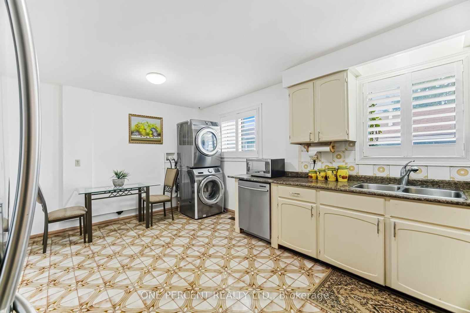 Detached House for sale at 4 Manorcrest Street, Brampton, Ontario, L6S 2W9 - Central Park - MLS: W12894224